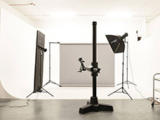 INTERNATIONAL RENTAL STUDIOS
