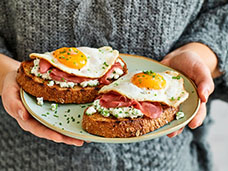 FOOD & DRINK PHOTOGRAPHY & MOTION