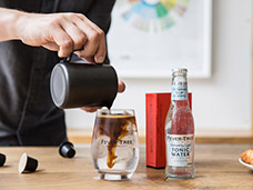 FOOD & DRINK PHOTOGRAPHY & MOTION