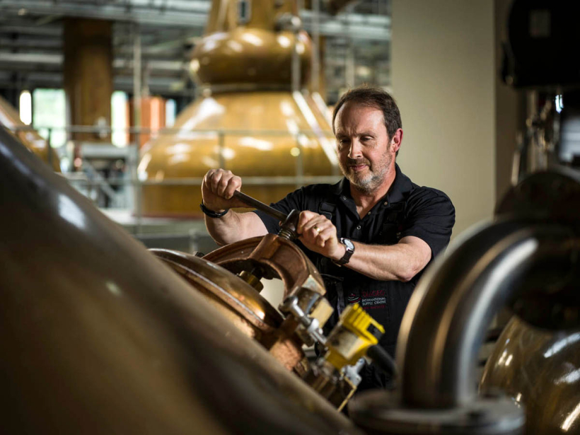 CORPORATE & INDUSTRIAL PHOTOGRAPHY