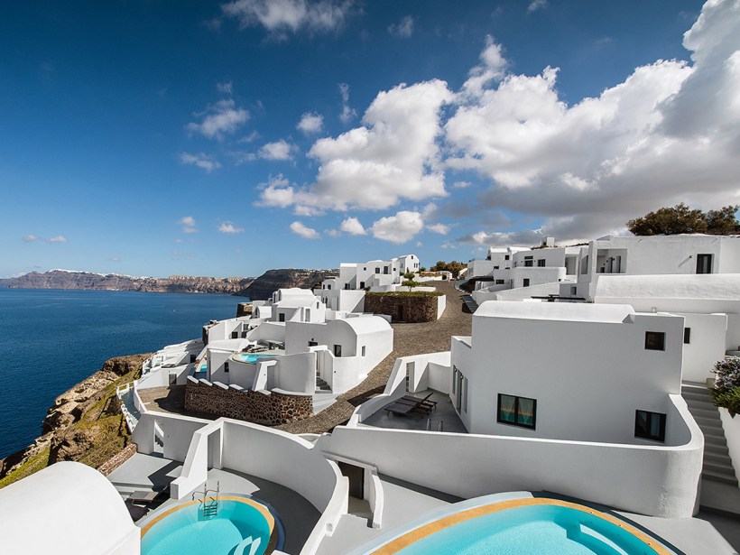 INTERIOR, ARCHITECTURE AND AERIAL PHOTOGRAPHY + MOTION
