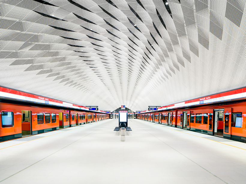 INTERIOR, ARCHITECTURE AND AERIAL PHOTOGRAPHY + MOTION