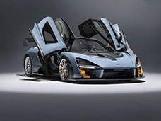 PHOTO POST PRODUCTION & CGI