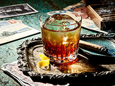 FOOD & DRINK PHOTOGRAPHY & MOTION