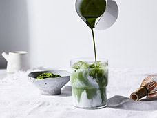 FOOD & DRINK PHOTOGRAPHY & MOTION