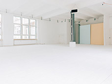 INTERNATIONAL RENTAL STUDIOS