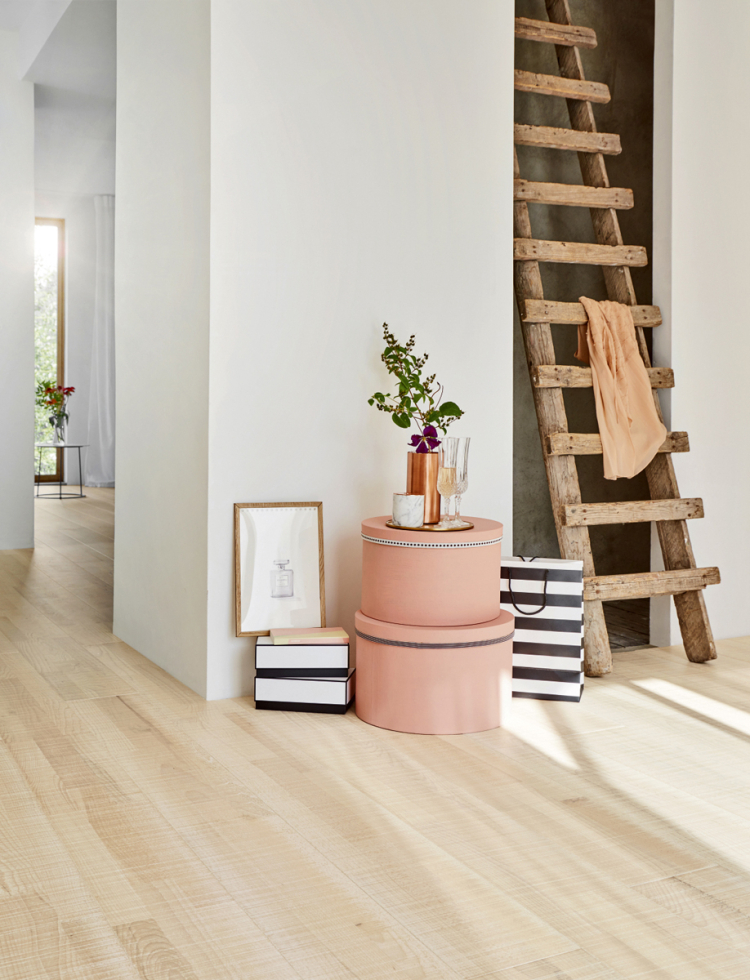 Interior and people stylists