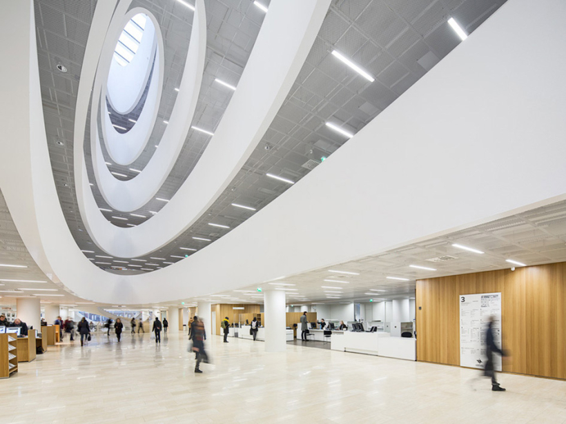 INTERIOR, ARCHITECTURE AND AERIAL PHOTOGRAPHY + MOTION