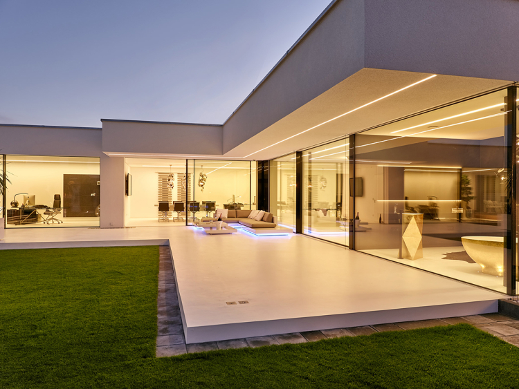 Interiors & exteriors photographers
