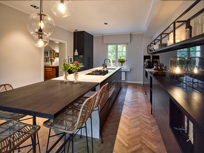 People, Portrait, Interior & Exterior Photographers