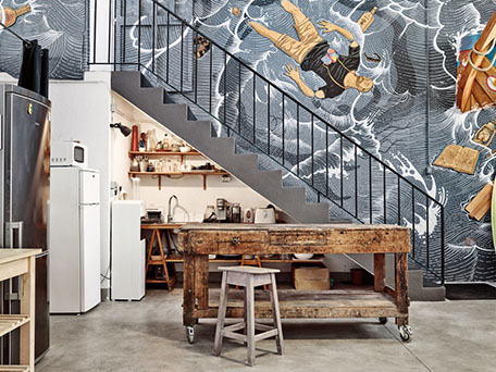 INTERNATIONAL RENTAL STUDIOS