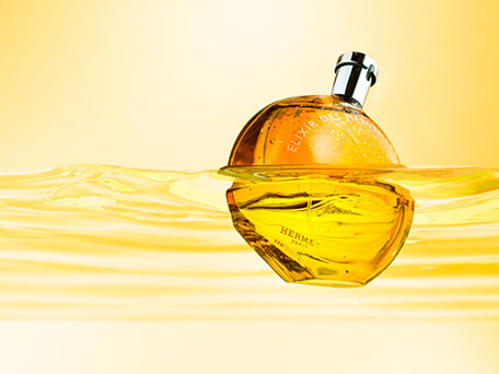 LIQUID & COSMETIC PHOTOGRAPHY & MOTION
