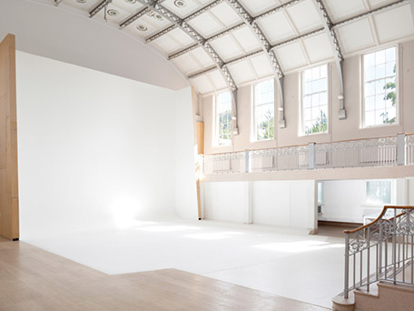 INTERNATIONAL RENTAL STUDIOS