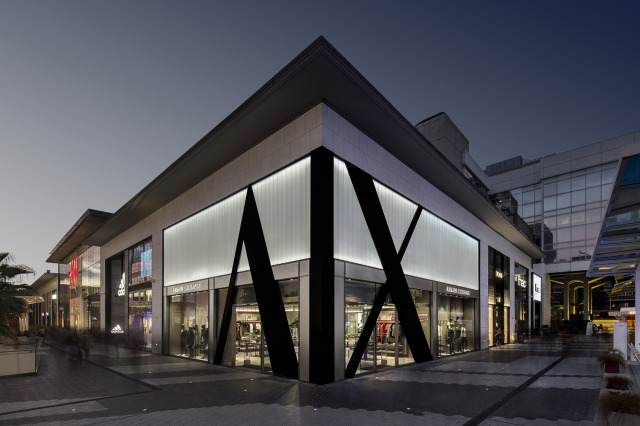 Client: Armani AX gallery