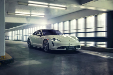  Porsche Canada - Taycan Turbo gallery