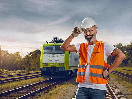 CORPORATE & INDUSTRIAL PHOTOGRAPHY & MOTION