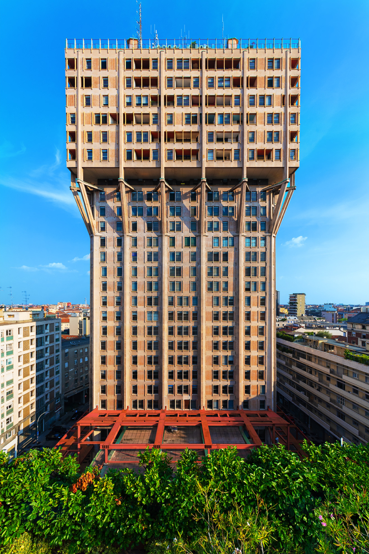 Architecture & Industrial photographers