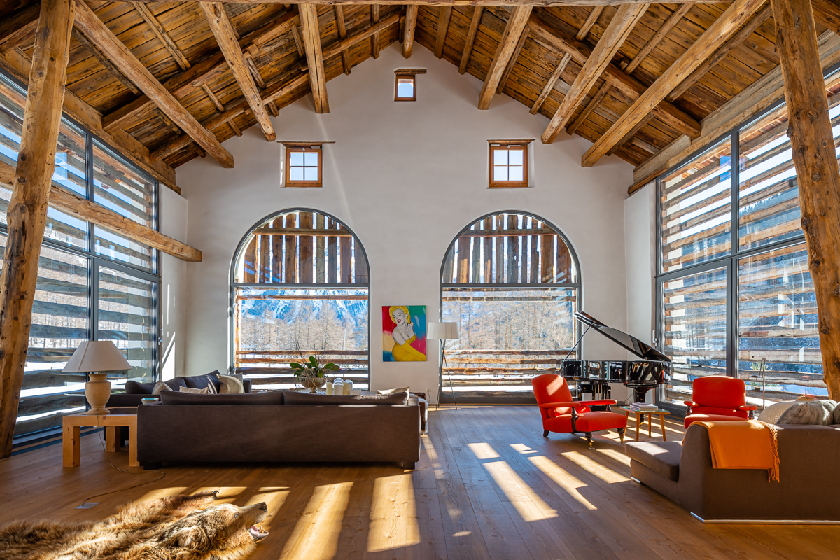 Corporate and Architecture Photographers & Directors