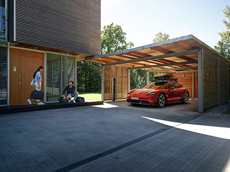 CAR, TRANSPORTATION AND LANDSCAPE PHOTOGRAPHY & MOTION
