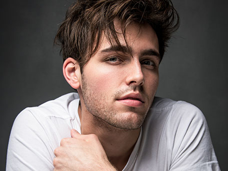 PORTRAITURE & CELEBRITY PHOTOGRAPHY