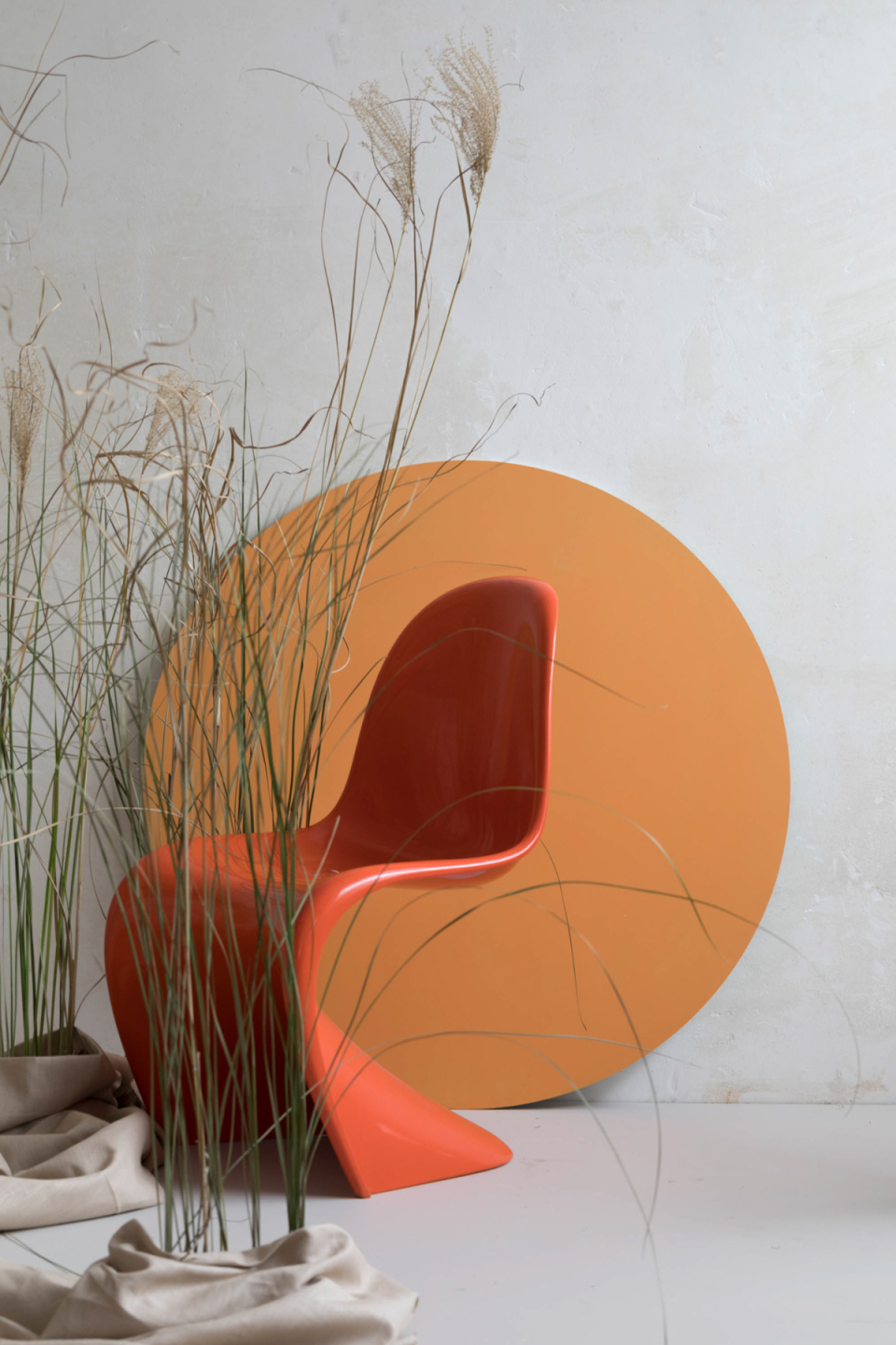 Nici Theuerkauf - Jordana Schramm - VernerPanton Chair
