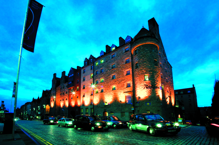 Hotels and Locations for Productions