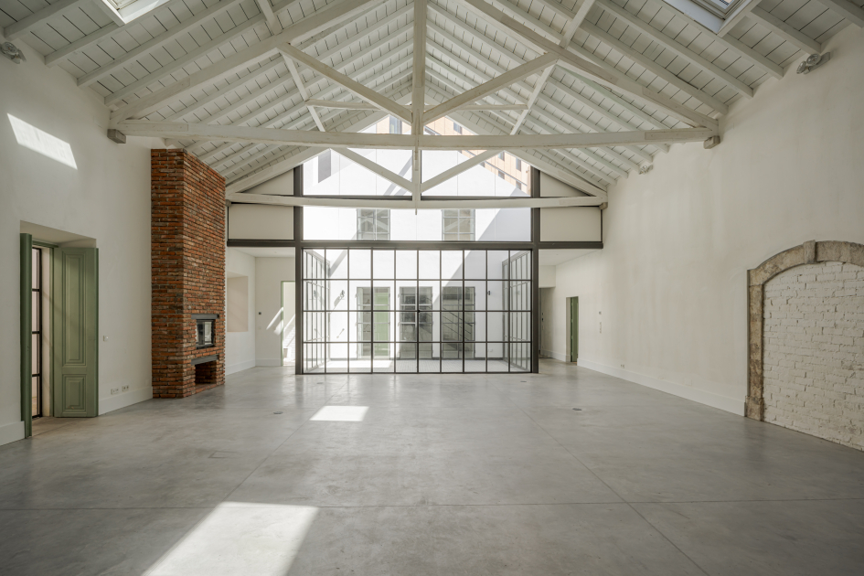  Loft location