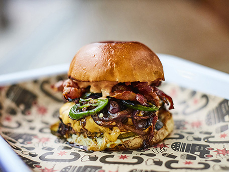 FOOD & DRINK PHOTOGRAPHY & MOTION