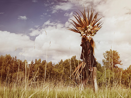 FASHION & BEAUTY PHOTOGRAPHY & MOTION
