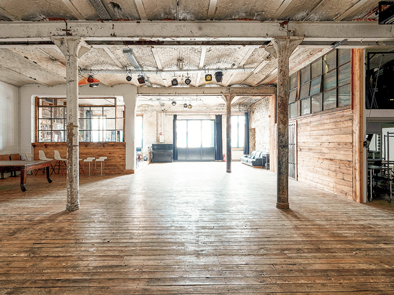 RENTAL STUDIOS