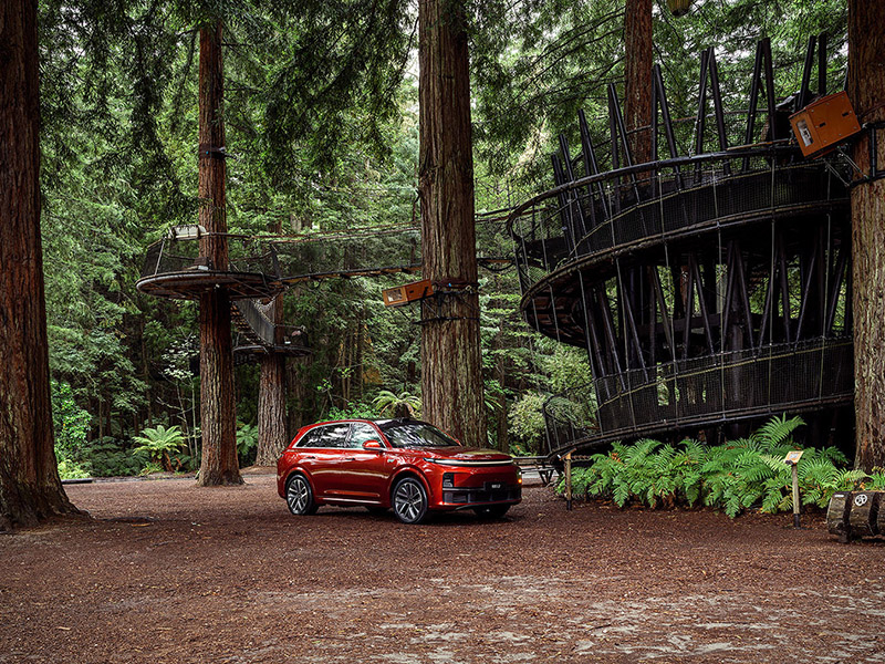 CAR, TRANSPORTATION & LANDSCAPE PHOTOGRAPHY & MOTION