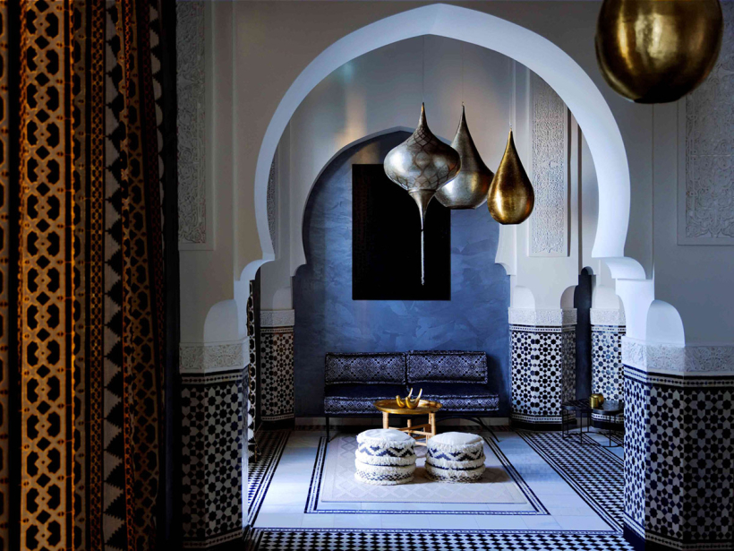INTERIOR, ARCHITECTURE & AERIAL PHOTOGRAPHY & MOTION