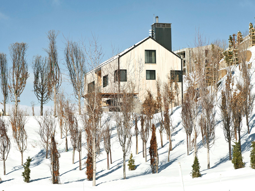 INTERIOR, ARCHITECTURE & AERIAL PHOTOGRAPHY & MOTION