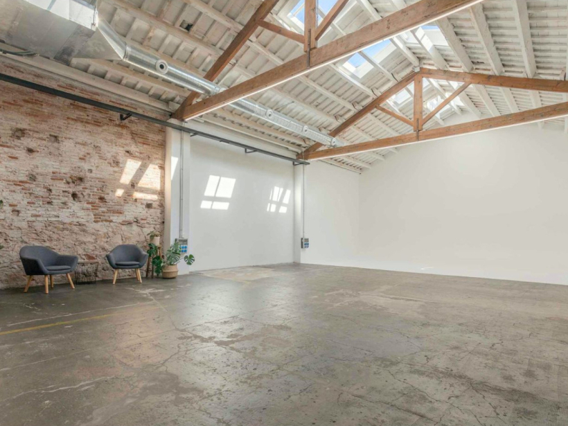 RENTAL STUDIOS