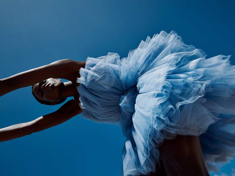 FASHION & BEAUTY PHOTOGRAPHY & MOTION