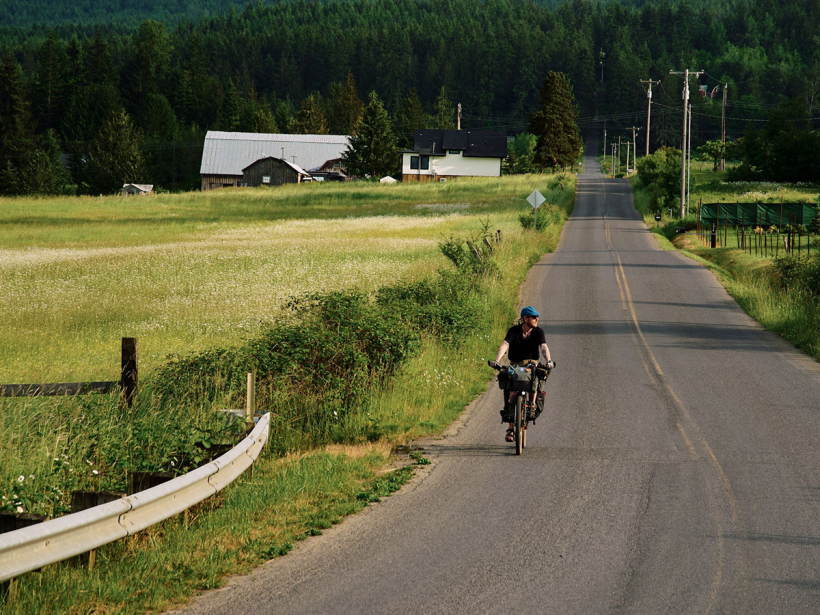 PEOPLE & LIFESTYLE PHOTOGRAPHY & MOTION