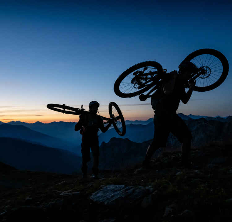Outdoor & Architecture Photographers & Videographers