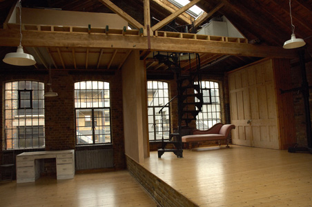 Rental Studios: First Option Studio