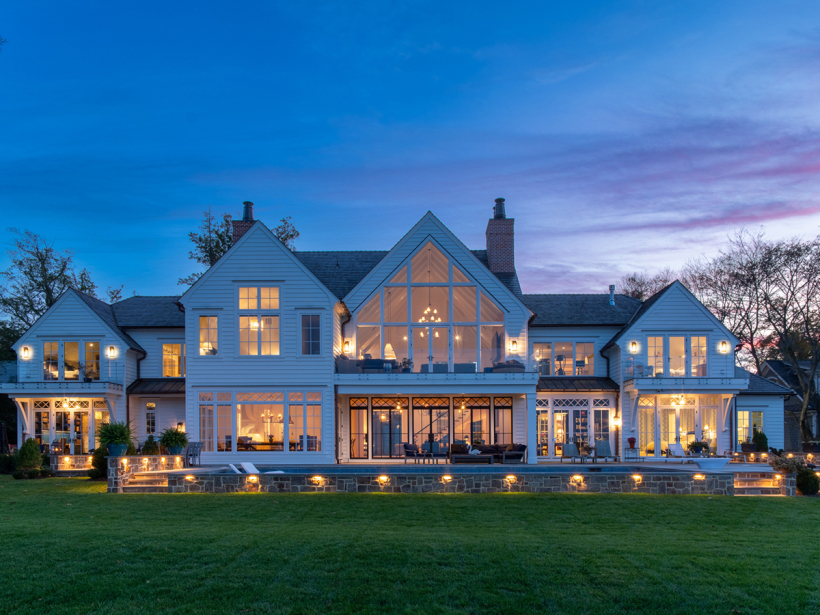 INTERIOR, ARCHITECTURE & AERIAL PHOTOGRAPHY & MOTION