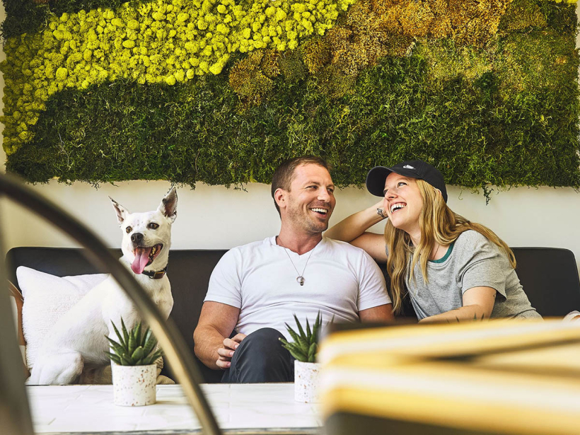 PEOPLE & LIFESTYLE PHOTOGRAPHY & MOTION