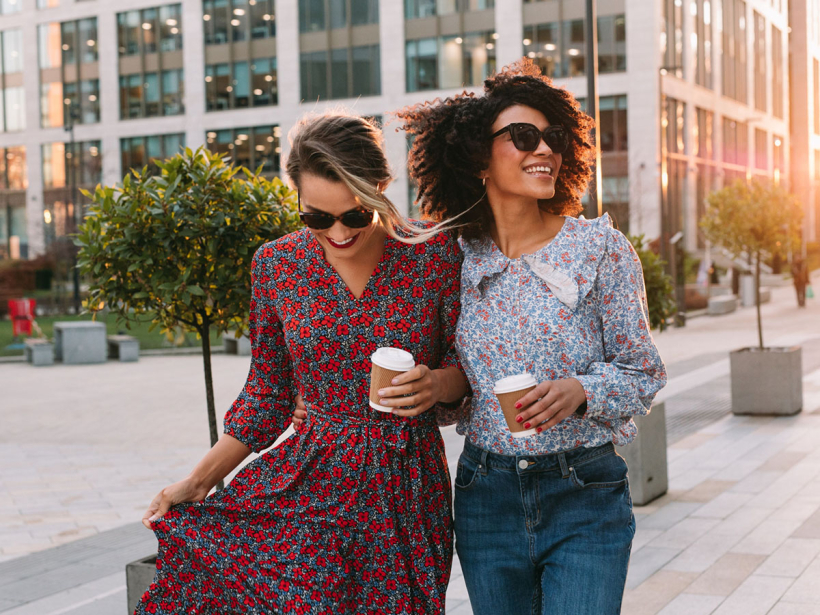 PEOPLE & LIFESTYLE PHOTOGRAPHY & MOTION