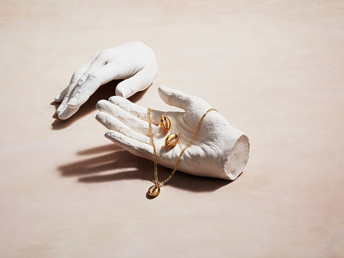 Watches & Jewellery Photography & Motion Spotlight Cover by: David Lineton