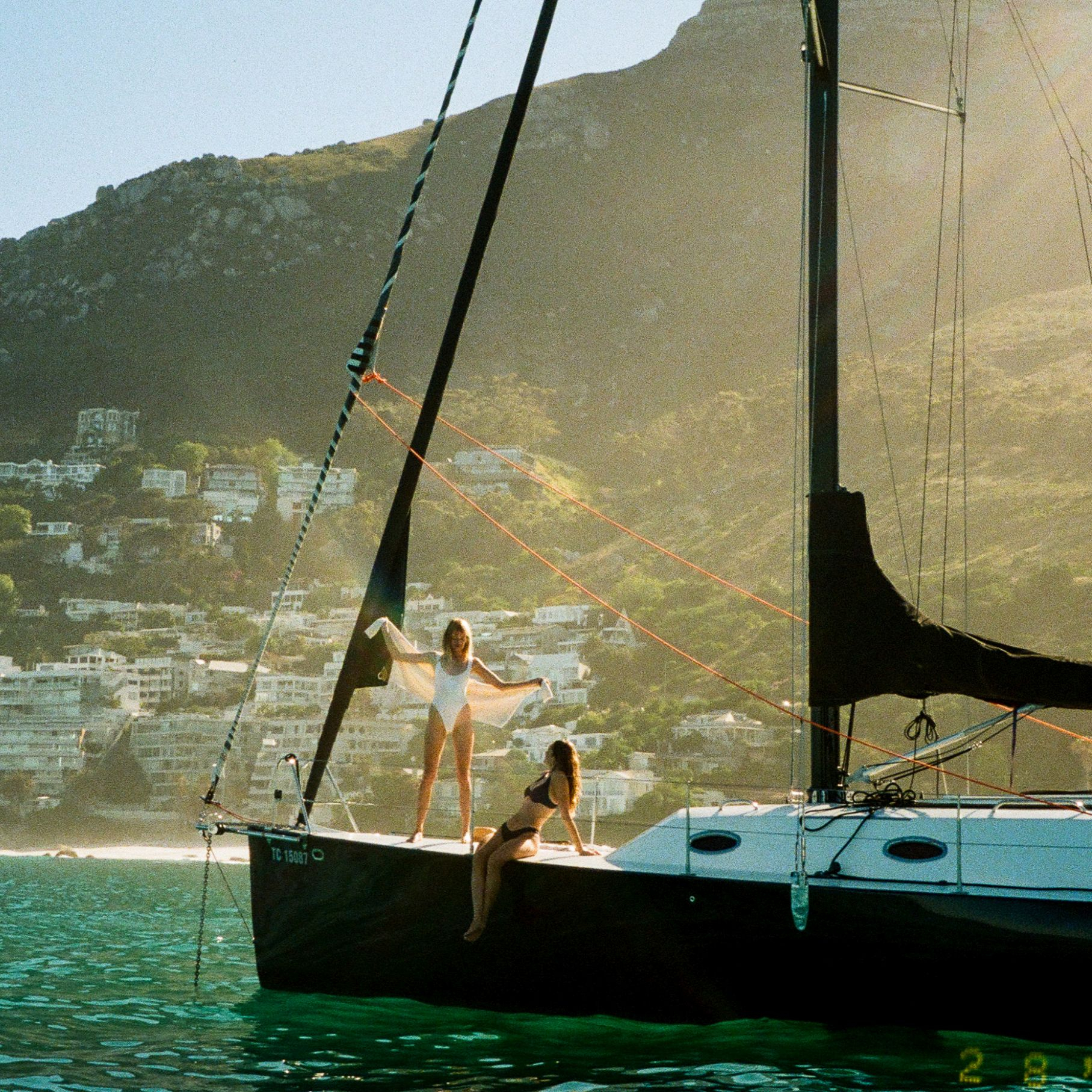 Moonshadow Sailing