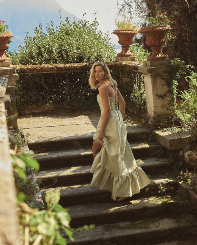 Client: Anthropologie gallery