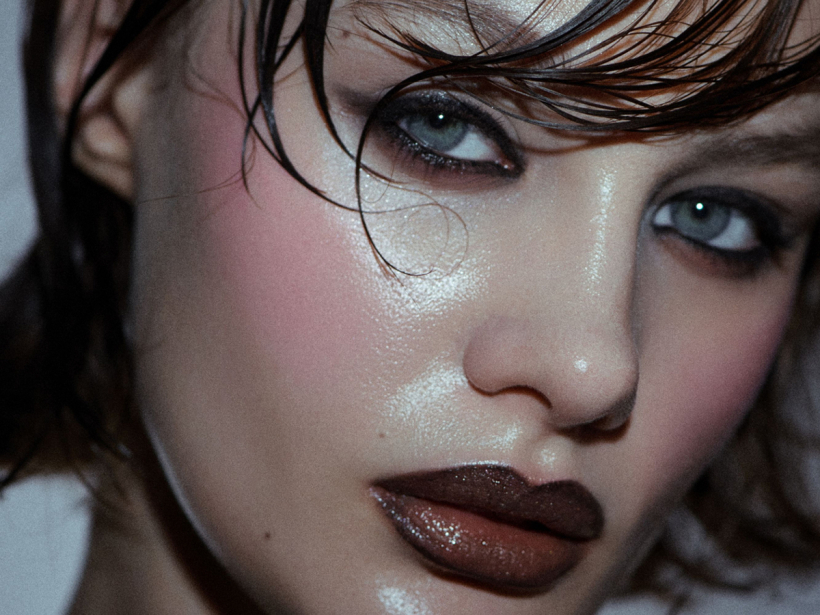 FASHION & BEAUTY PHOTOGRAPHY & MOTION