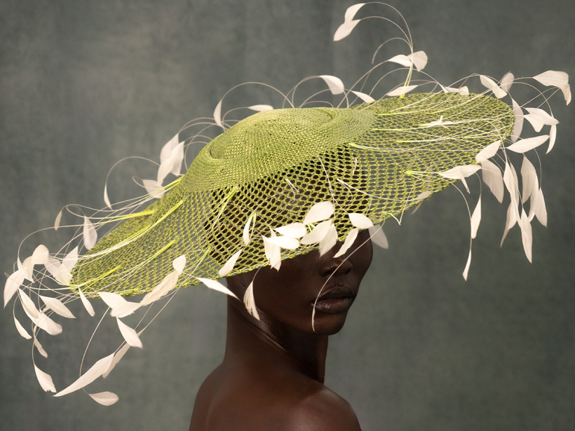 FASHION & BEAUTY PHOTOGRAPHY & MOTION