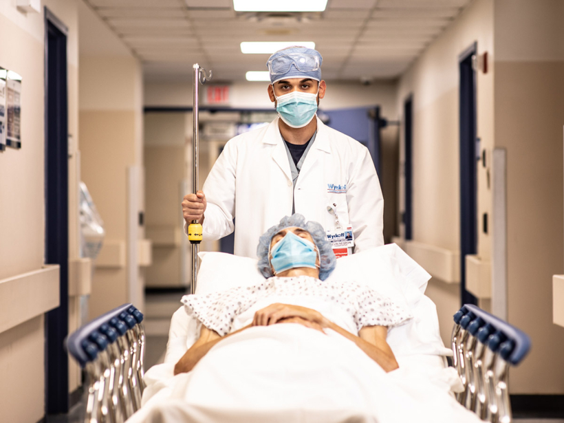 CORPORATE, INDUSTRIAL & HEALTHCARE PHOTOGRAPHY & MOTION