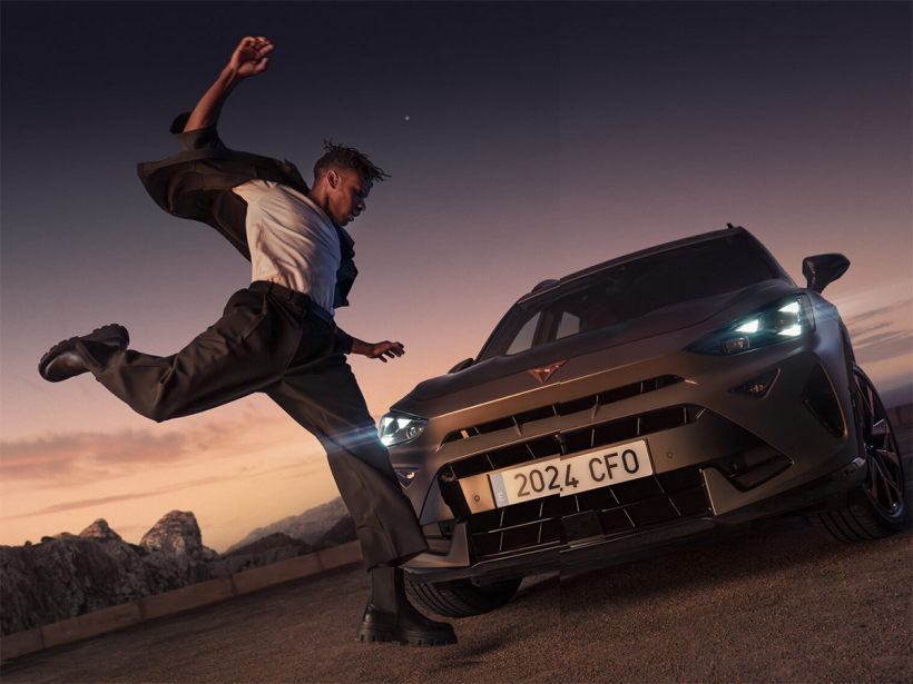 CAR & TRANSPORTATION PHOTOGRAPHY & MOTION