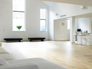INTERNATIONAL RENTAL STUDIOS