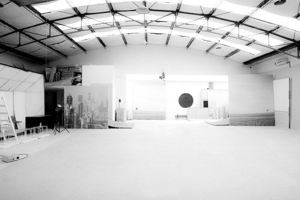  White Studio  gallery